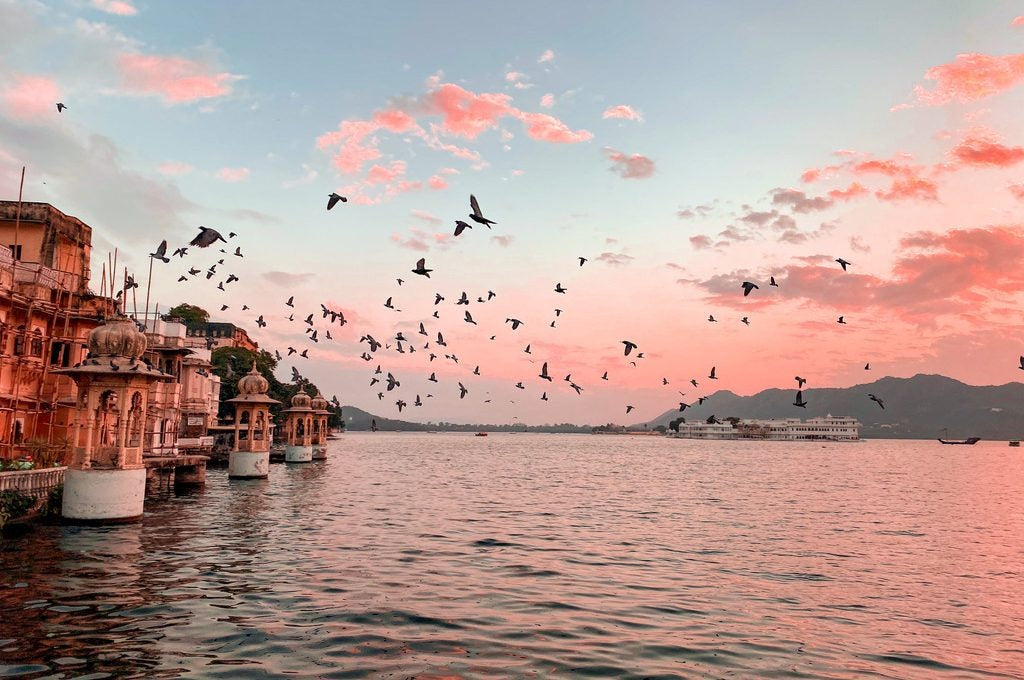 Udaipur Royal Escape – Lake City Experience