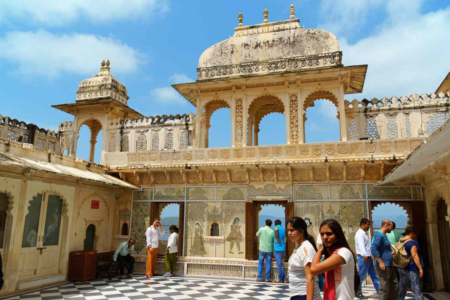 Udaipur Royal Escape – Lake City Experience